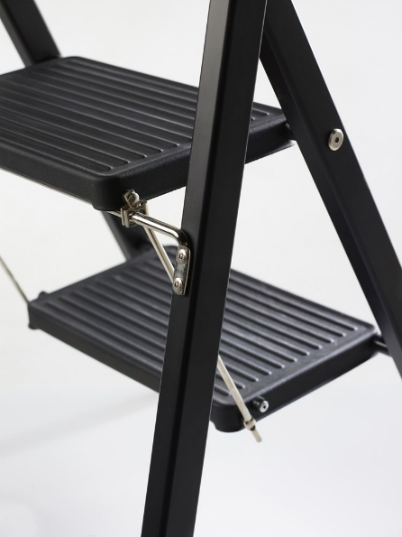 Afbeelding - https-www-ez-catalog-nl-Asset-0ff4282fcc6545eeabd52402ed78169d-ImageFullSize-507867-8711563204867-Trap-Giant-Colour-Black-USP-2-scharnier-jpg